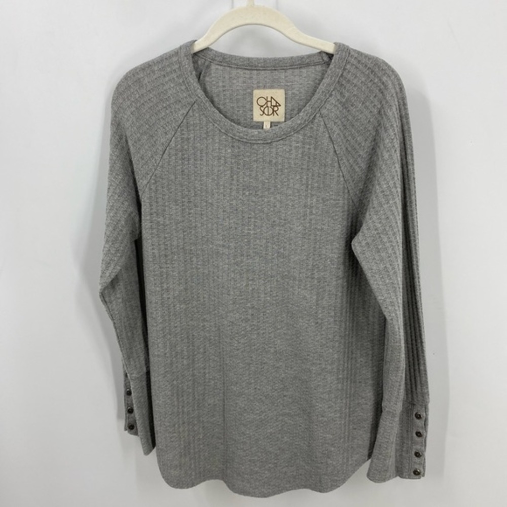 Chasor gray waffle knit long sleeve button cuff   top L